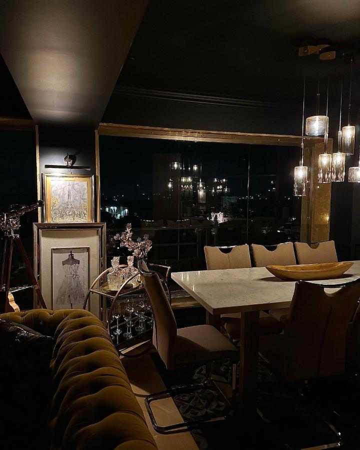 דירות טרגובישטה Noir Penthouse מראה חיצוני תמונה